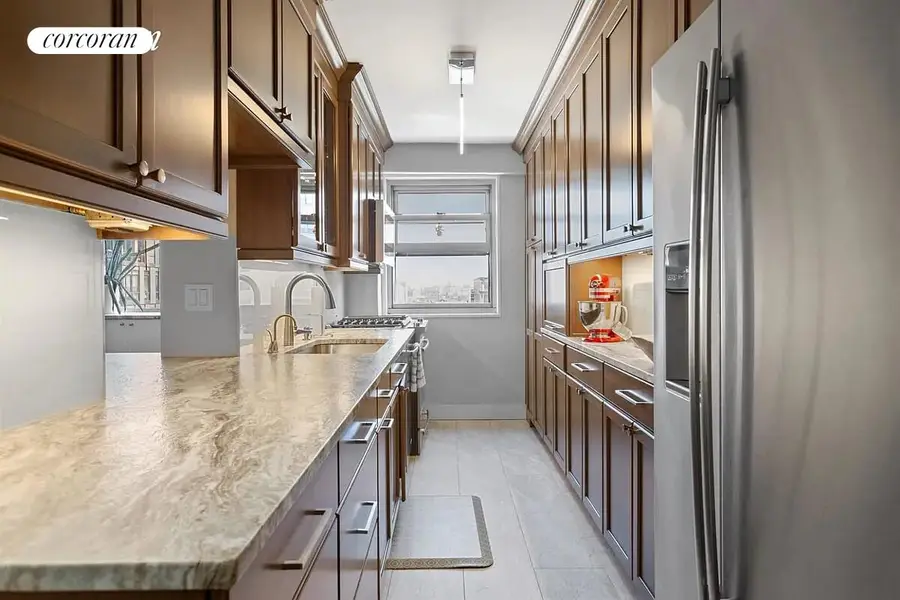 195 Adams Street #8J, Brooklyn, NY 11201 - #2