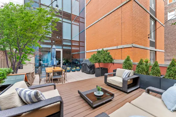 166 W 18th Street #2D, Manhattan, NY 10011