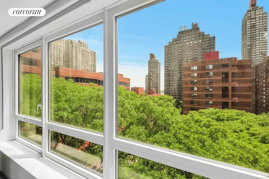 200 E 94th Street #703, Manhattan, NY 10128 - #3