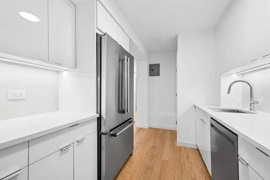 425 E 63rd Street #W4H, Manhattan, NY 10065 - #3