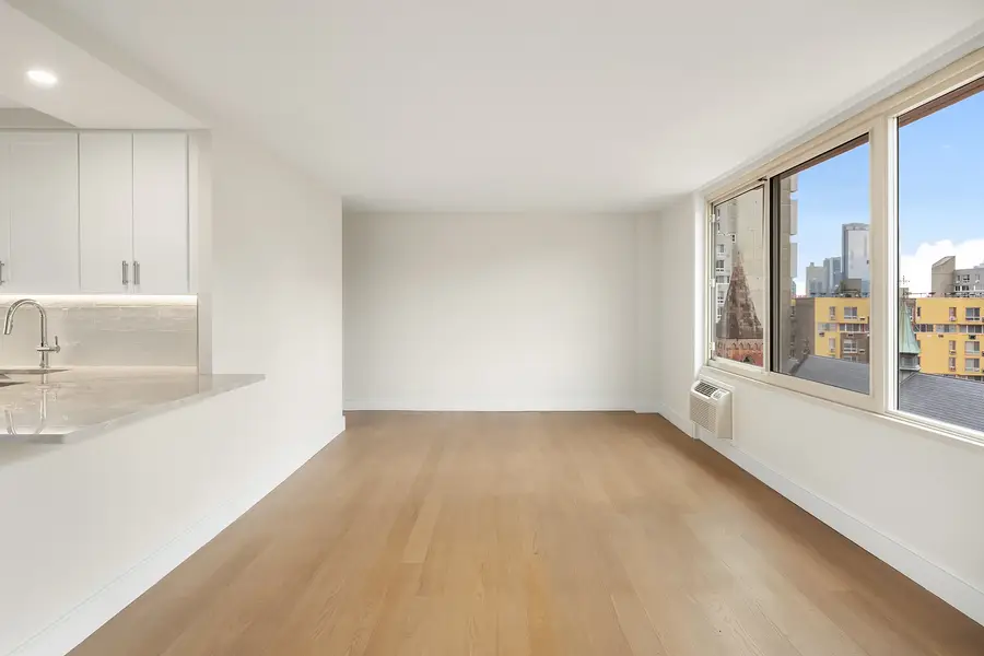 555 Main Street #806, Manhattan, NY 10044 - #2