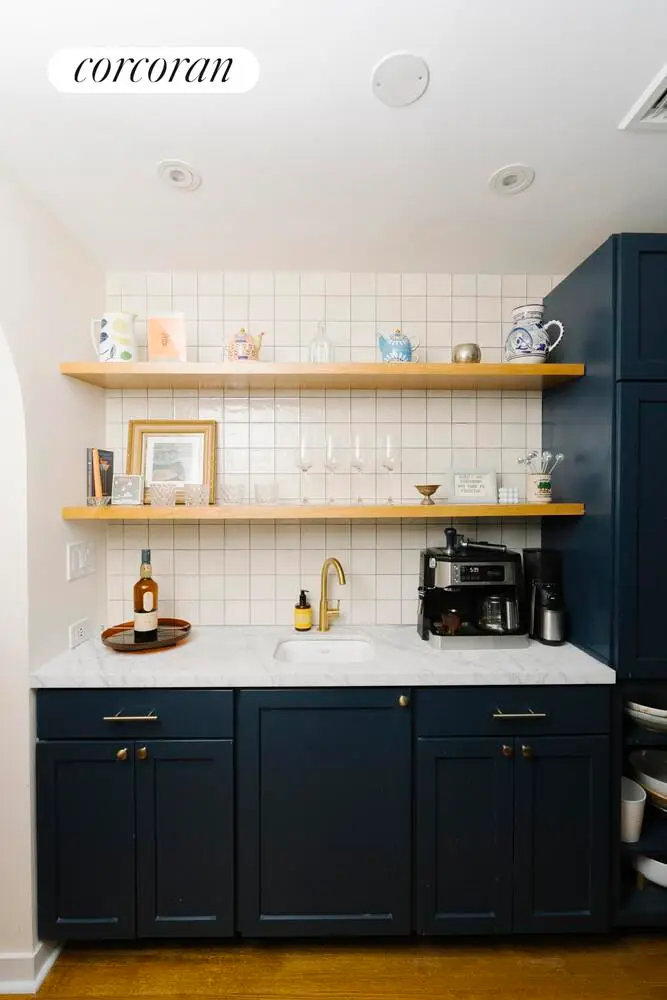 4 Agate Court, Brooklyn, NY 11213 - #3