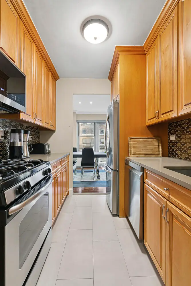 118 E 60th Street #8CD, Manhattan, NY 10022 - #3