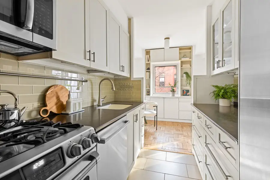 225 Adams Street #3I, Brooklyn, NY 11201 - #3