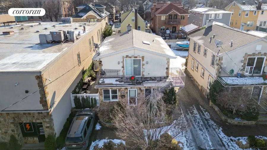 162-12-16 77th Road, Queens, NY 11366 - #3