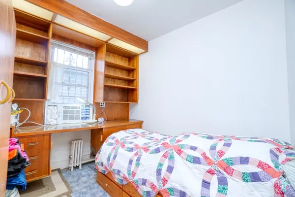 63-10 Saunders Street #HOUSE, Queens, NY 11374