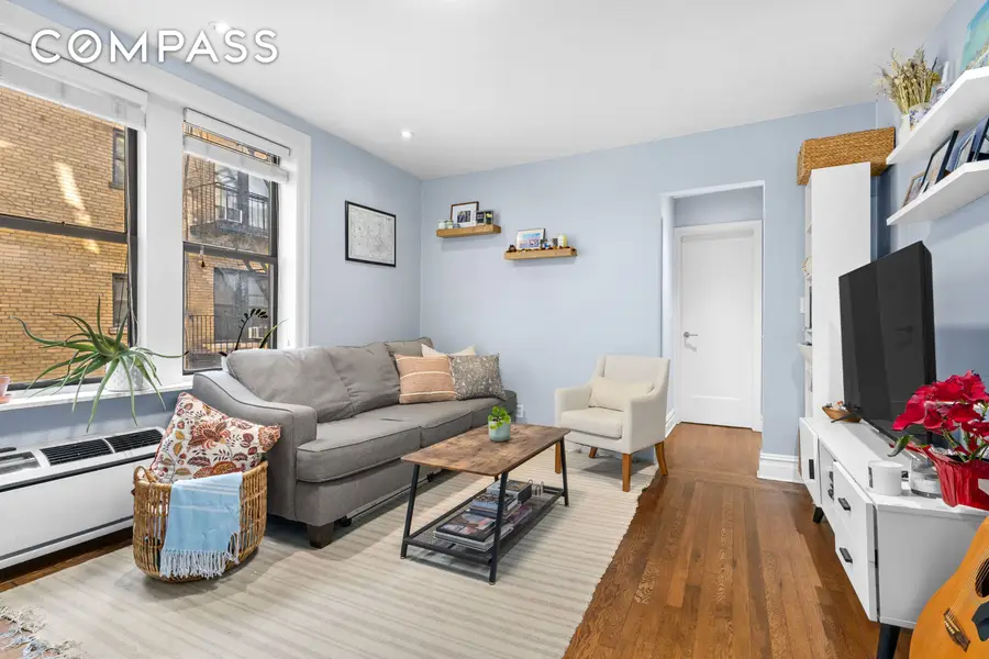 319 W 18th Street #4H, Manhattan, NY 10011 - #2