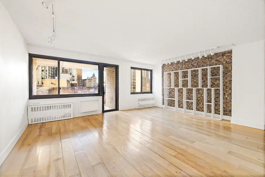 90 Gold Street #13L, Manhattan, NY 10038 - #2