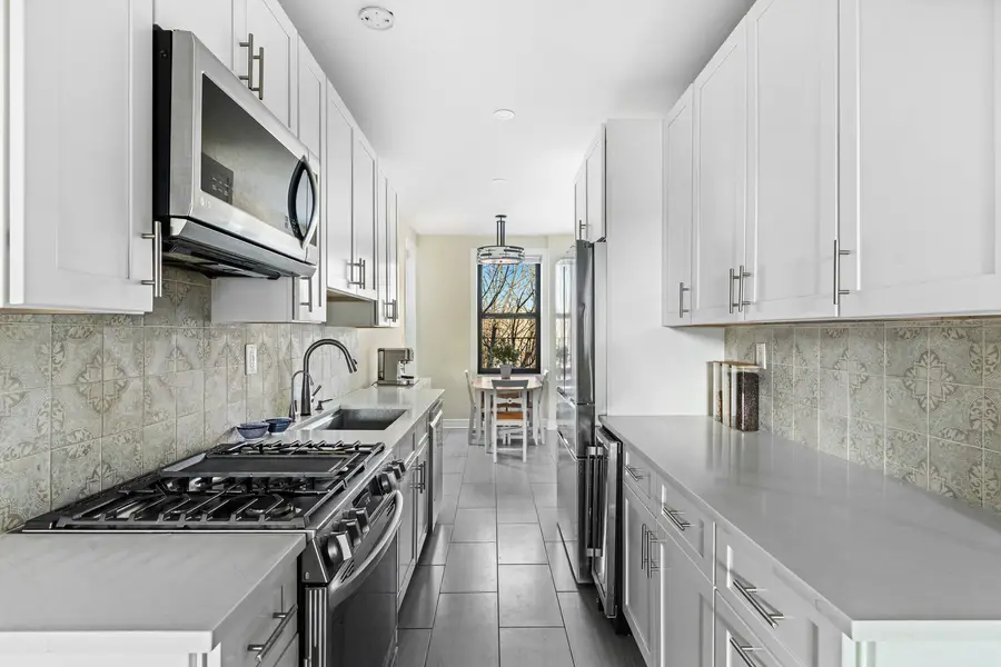 1701 Albemarle Road #F7, Brooklyn, NY 11226 - #3