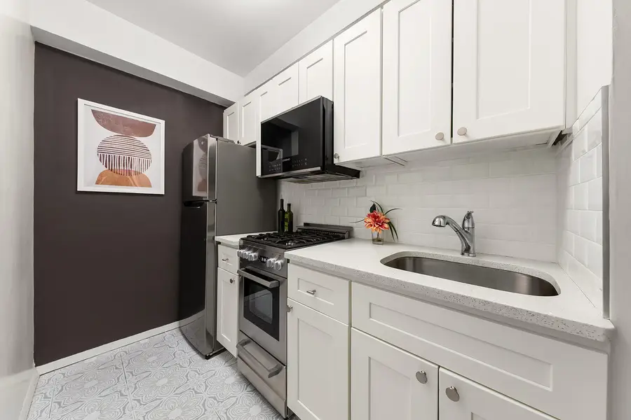 200 E 36th Street #4A, Manhattan, NY 10016 - #3