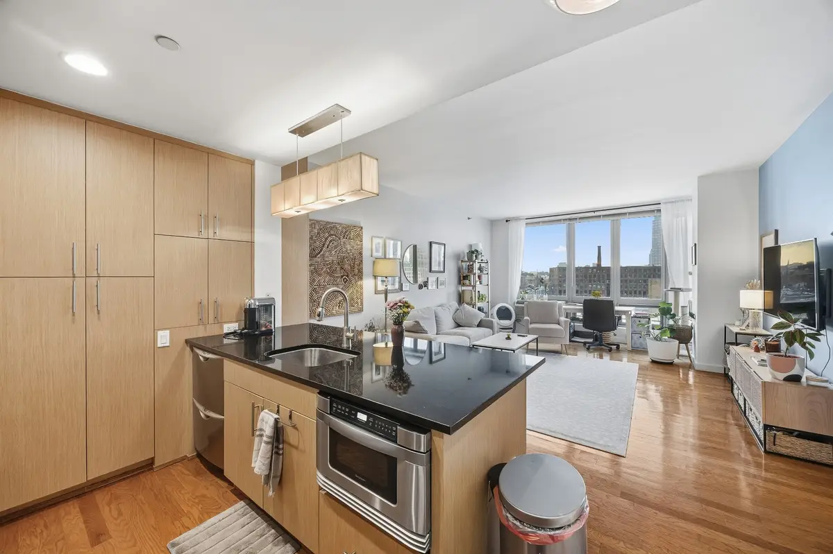 5-49 Borden Avenue #J-6, Queens, NY 11101 - #1