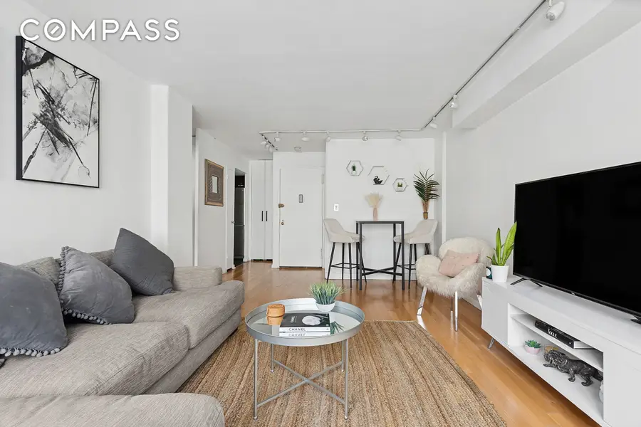 220 E 57th Street #17G, Manhattan, NY 10022 - #2