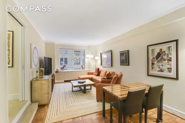 25 Central Park W #3U, Manhattan, NY 10023
