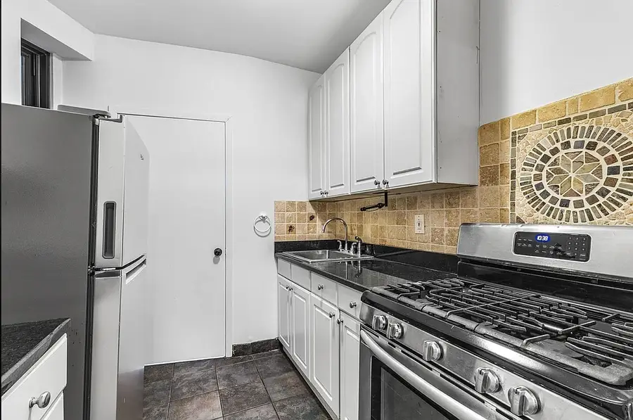 155 W 106th Street #1-A, Manhattan, NY 10025 - #3