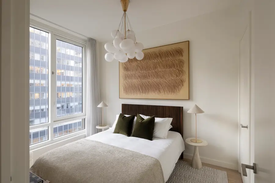 135 E 47th Street #28C, Manhattan, NY 10017 - #2