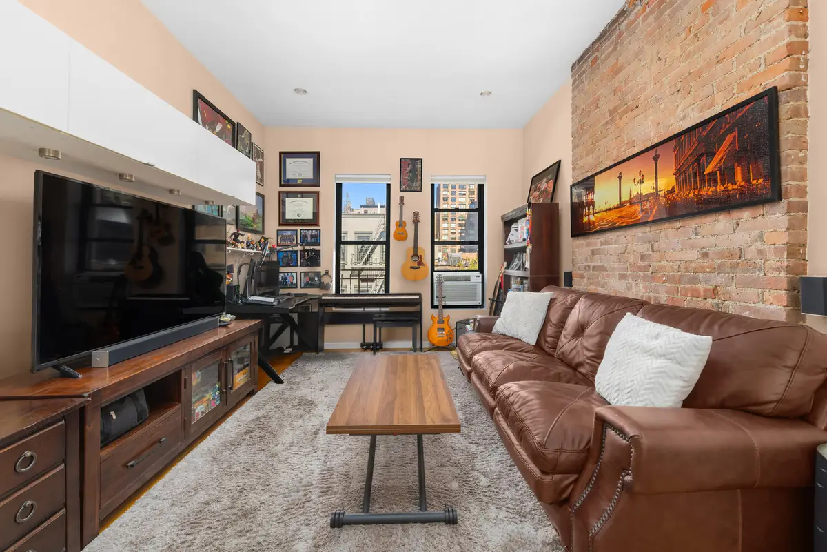 336 E 77th Street #18, Manhattan, NY 10075 - #1