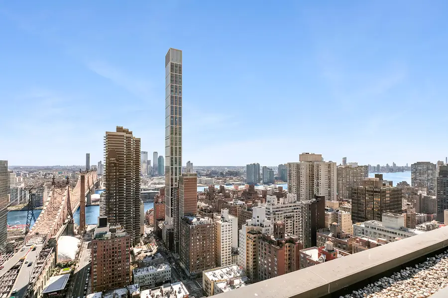 300 E 59th Street #1402, Manhattan, NY 10022 - #2