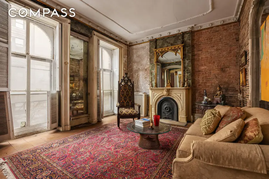 35 Stuyvesant Street, Manhattan, NY 10003 - #3