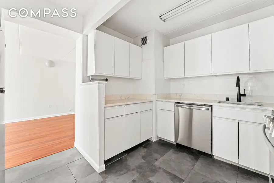 301 W 110th Street #2L, New York, NY 10026 - #3