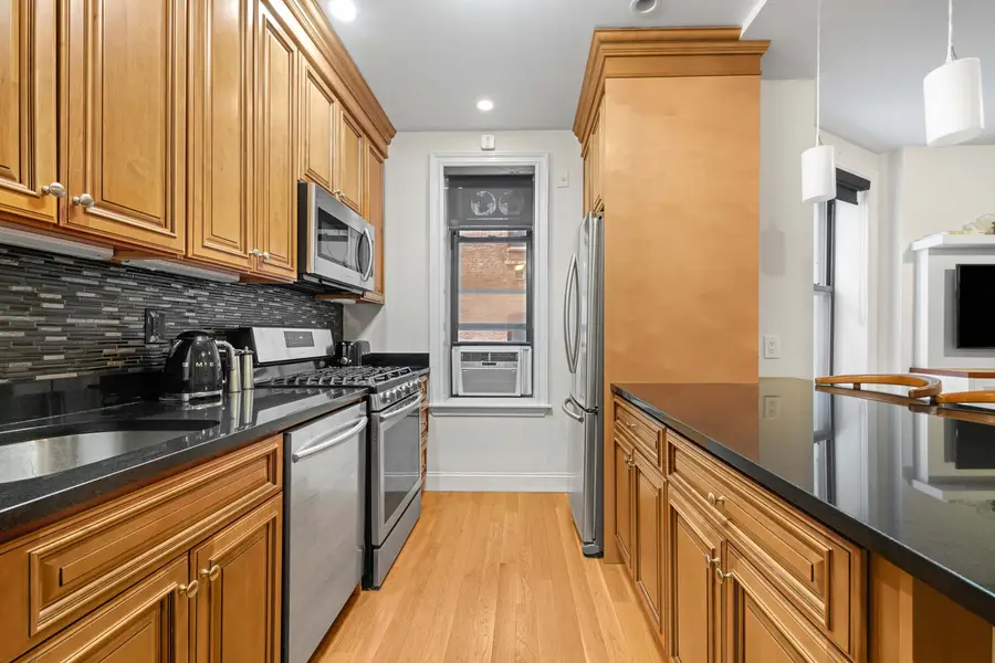 302 W 79th Street #3C, Manhattan, NY 10024 - #3