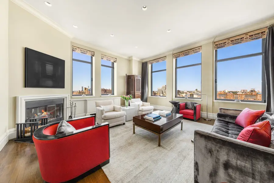 252 7th Avenue #PHP, Manhattan, NY 10001 - #2