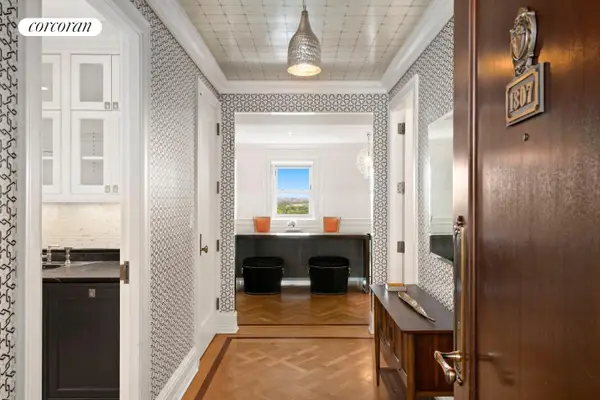 1 Central Park S #RES1807, Manhattan, NY 10019