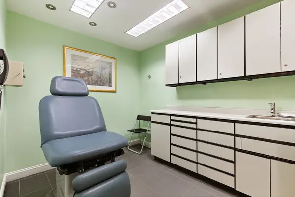 210 E 47th Street #1ABP, Manhattan, NY 10017