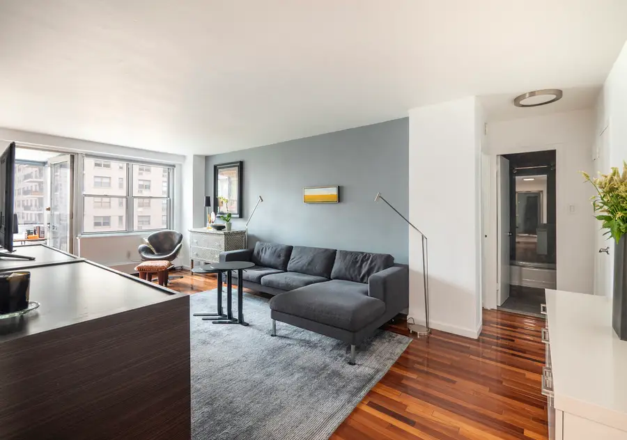 303 W 66th Street #16KW, Manhattan, NY 10023 - #3