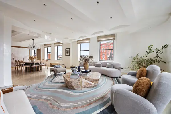 275 W 10th Street #9C, Manhattan, NY 10014