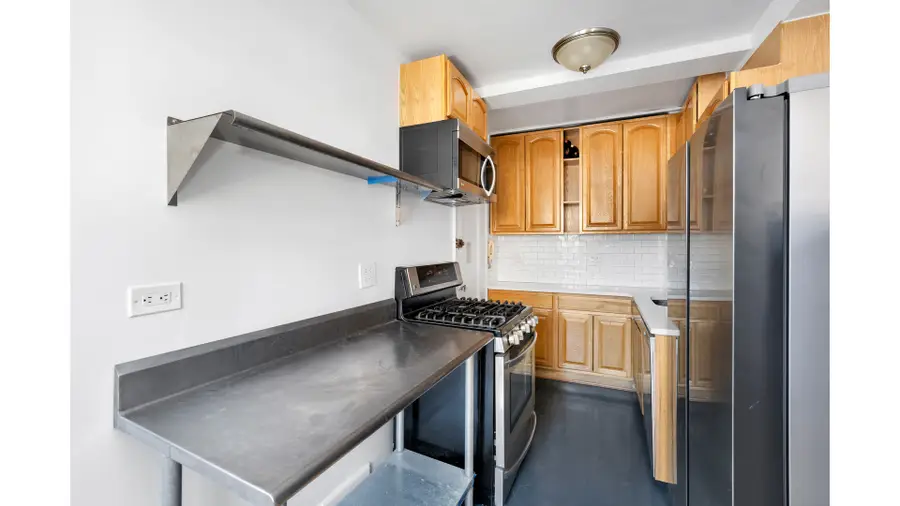 230 W End Avenue #8AG, Manhattan, NY 10023 - #3