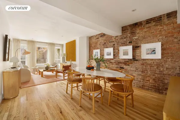 260 W 22nd Street #2, Manhattan, NY 10011