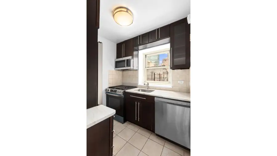 159 W 53rd Street #15B, New York, NY 10019 - #3