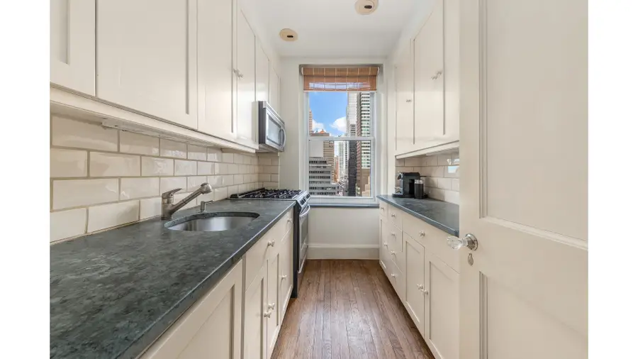 781 5th Avenue #1611, New York, NY 10022 - #2