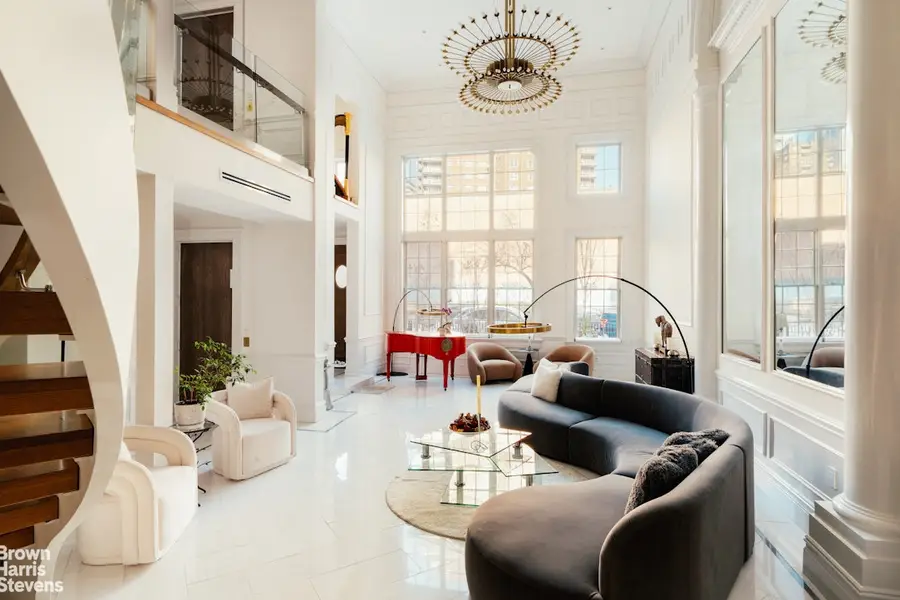 340 W 23rd Street, New York, NY 10011 - #3