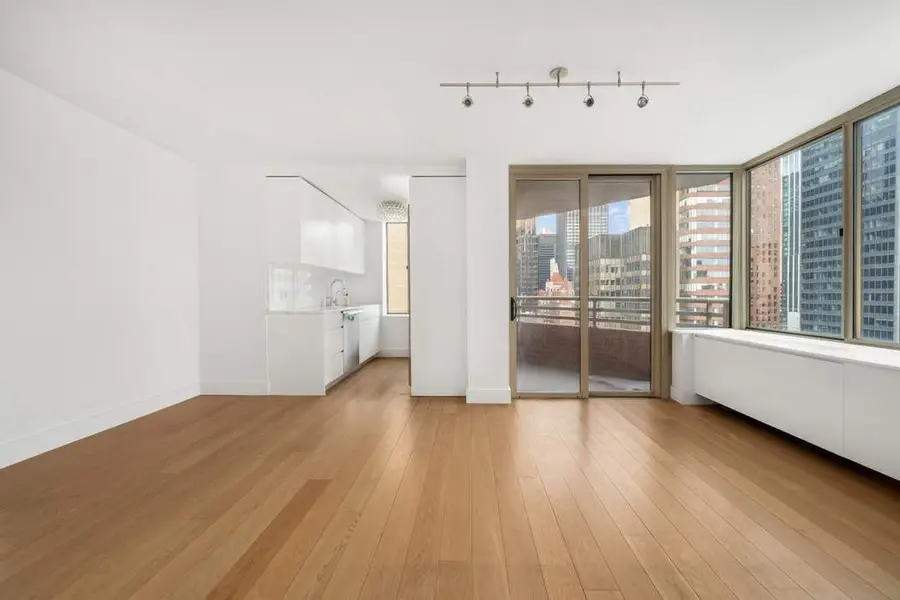 236 E 47th Street #29E, New York, NY 10017 - #3