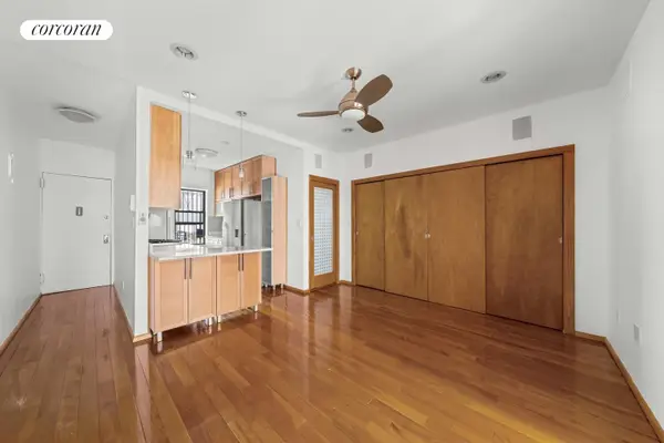 179 Ocean Parkway #1E, Brooklyn, NY 11218