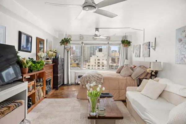 440 E 79th Street #12-I, Manhattan, NY 10075