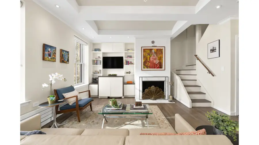 450 W 23rd Street #E, Manhattan, NY 10011 - #3