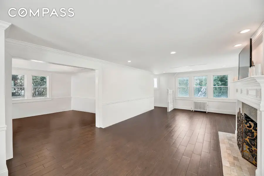 334 Beach 146th Street, Rockaway Park, NY 11694 - #2