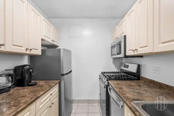 345 E 80th Street #3H, Manhattan, NY 10075-0004