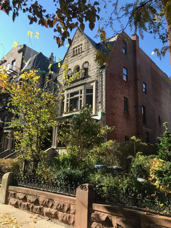 184 Clinton Avenue #4B, Brooklyn, NY 11205