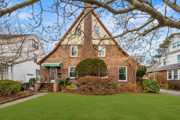 99-35 74th Avenue, Queens, NY 11375