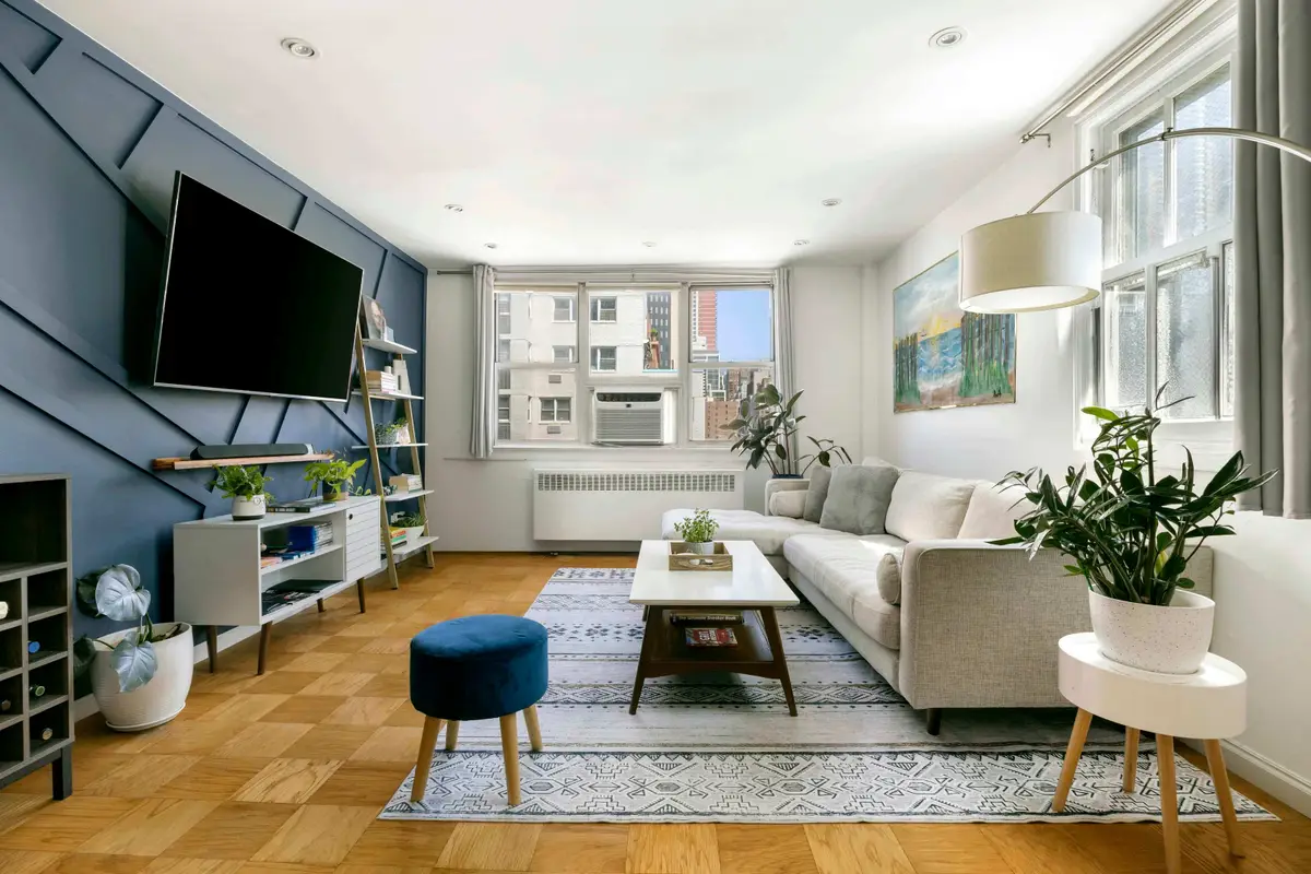 240 E 35th Street #10-B, Manhattan, NY 10016 - #1