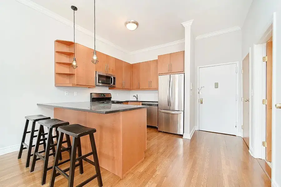 204 Montrose Avenue #4B, Brooklyn, NY 11206 - #3