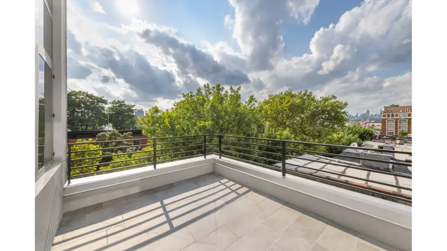 97 Waverly Avenue #4, Brooklyn, NY 11205 - #3