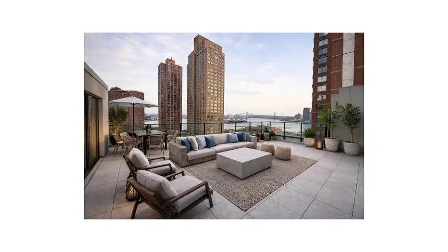 427 E 90th Street #PH11, Manhattan, NY 10128 - #3
