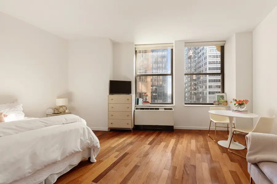 1 Wall Street Court #PH04, New York, NY 10005 - #2