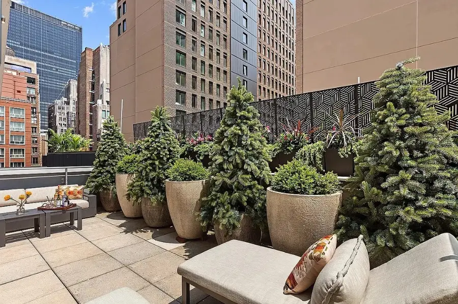 261 W 28th Street #10D, Manhattan, NY 10001 - #3