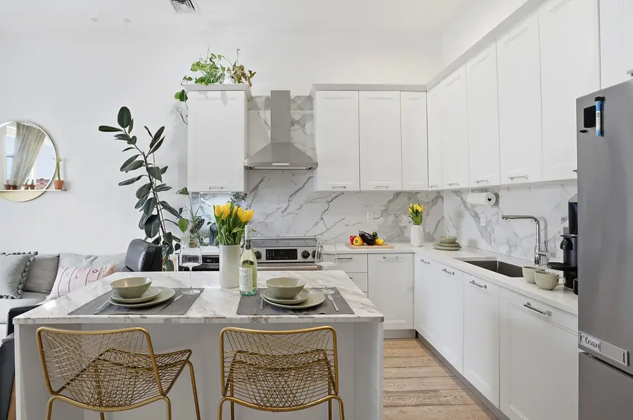 11 Conselyea Street #1B, Brooklyn, NY 11211 - #3