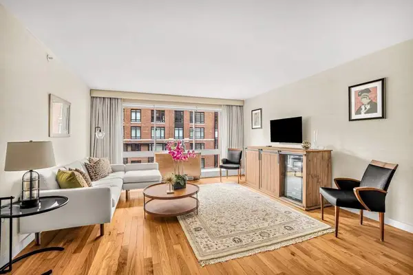 555 W 23rd Street #S10L, Manhattan, NY 10011